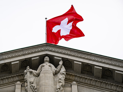 Sanctionner les juges suisses en cas de comportement fautif