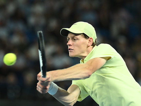 Sinner défendra son titre en finale, face à Zverev