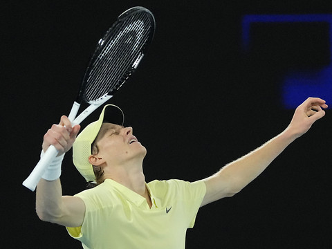 Le doublé pour Jannik Sinner à Melbourne