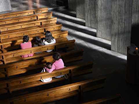 Les personnes sans appartenance religieuse toujours plus nombreuses