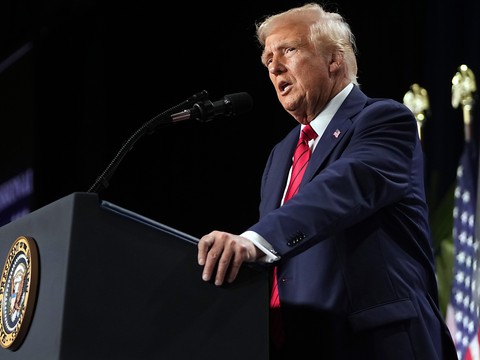 Trump met fin aux procédures de transition de genre de mineurs