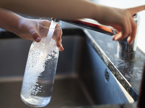 Chlorothalonil: continuer les efforts pour assainir l'eau potable
