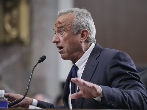 RFK Jr, désigné par Trump à la Santé, jure ne pas être antivaccins