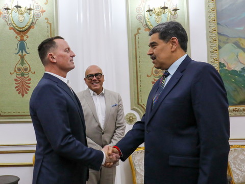 Maduro plaide pour 