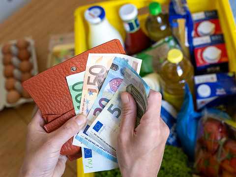 Zone euro: l'inflation poursuit sa hausse en janvier, à 2,5%