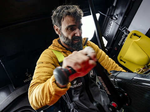 Alan Roura a fini 18e du Vendée Globe