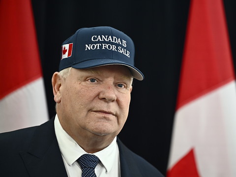Trump parle avec Trudeau, les Etats-Unis menacés de représailles