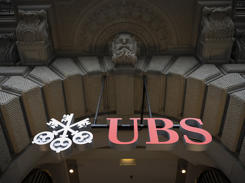 UBS rebondit au 4e trimestre 2024