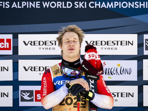 Super-G des Mondiaux: Marco Odermatt aux anges