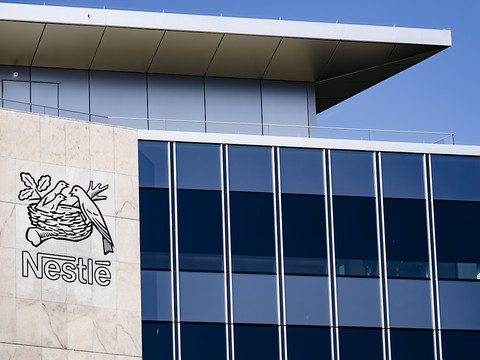 Nestlé voit ses ventes et ses bénéfices reculer en 2024