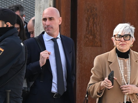 Baiser forcé: l'avocate de Luis Rubiales demande la relaxe