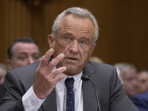 Le Sénat valide la nomination de Robert Kennedy Jr à la Santé