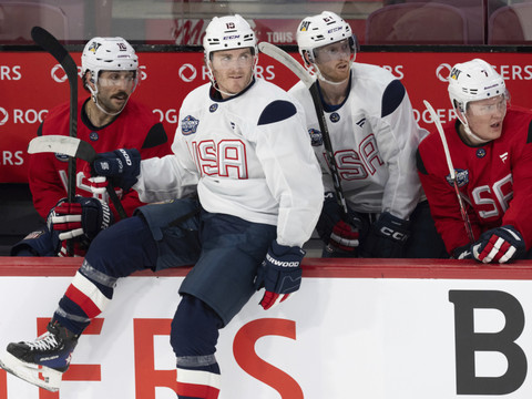 Les frères Tkachuk irrésistibles