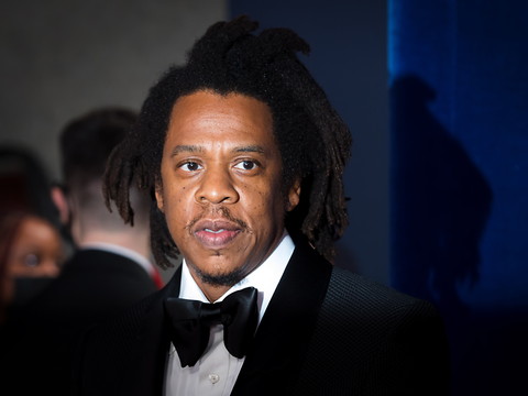 Retrait de la plainte accusant le rappeur Jay-Z de viol