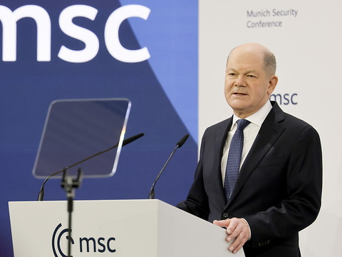 Le chancelier allemand Scholz critique l'ingérence de Washington