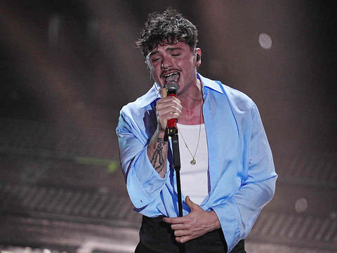 Le chanteur Olly va représenter l'Italie à l'Eurovision à Bâle