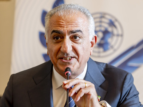 Le fils du chah d'Iran dit une chute du régime possible 