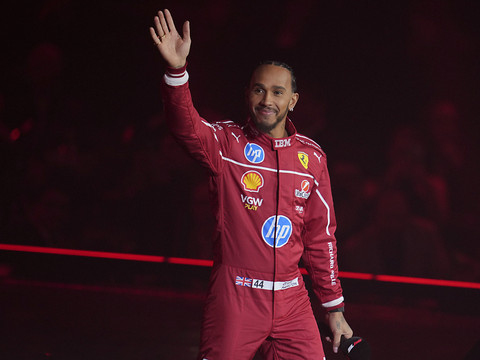 Formule 1: Hamilton ovationné à Londres
