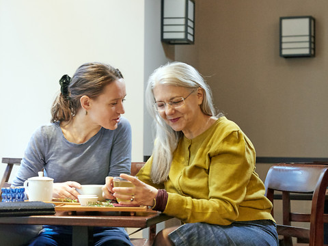 Les jeunes adultes se sentent de plus en plus démunis