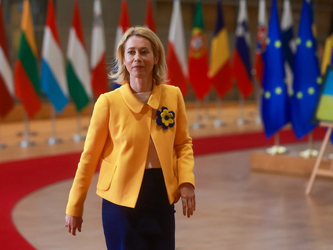 L'UE impose un nouveau train de sanctions contre Moscou