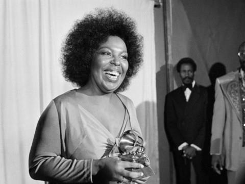 Décès de la chanteuse Roberta Flack, connue pour Killing Me Softly
