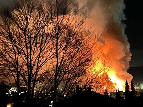 Gros incendie à Staufen (AG): un corps trouvé dans les décombres