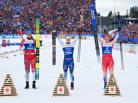 Fond: Nadine Fähndrich en bronze sur le sprint