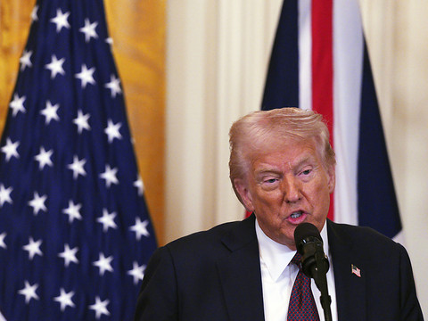 Trump va signer un décret faisant de l'anglais la langue officielle