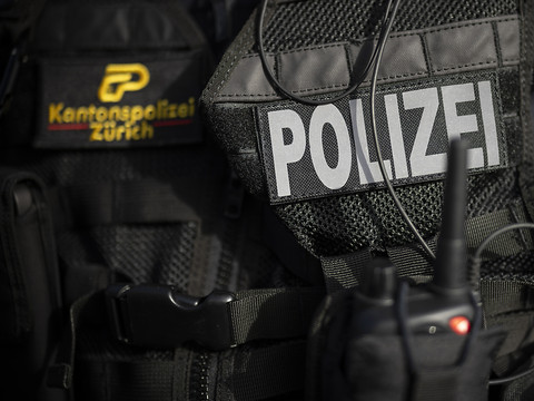 Coups de feu tirés depuis une voiture en marche à Zurich