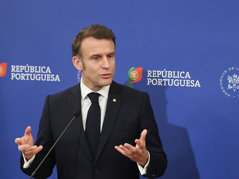Macron espère le lancement rapide d'un financement européen massif