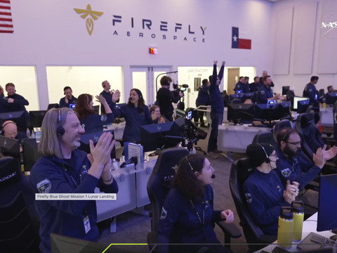 Un engin spatial privé américain se pose sur la Lune