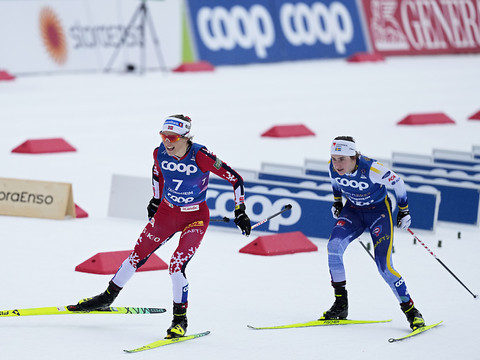 Mondiaux à Trondheim: Ebba Andersson gagne le skiathlon