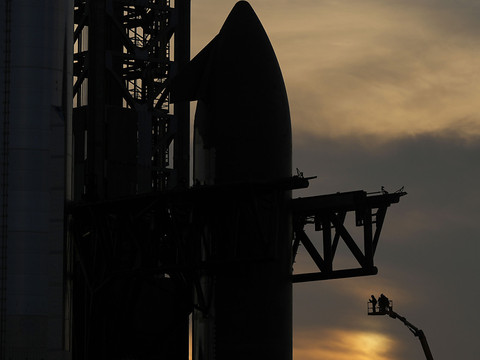 Report à la dernière minute du lancement de la fusée Starship