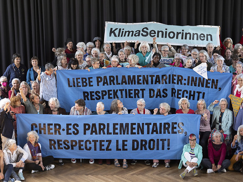 Aînées pour le climat: le Conseil de l'Europe reconnaît des progrès