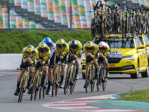 Paris - Nice: l'équipe Visma gagne le chrono, Jorgenson en jaune