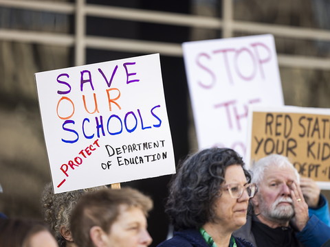 Moitié du personnel du ministère américain de l'Education licencié
