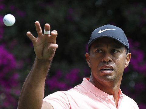 Les Obama pourraient co-produire un film sur Tiger Woods