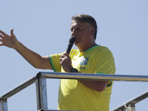 La Cour suprême examinera le possible procès de Bolsonaro