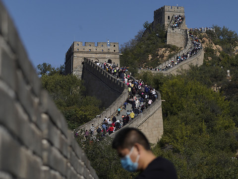 Deux touristes détenus pour des fesses sur la Grande Muraille
