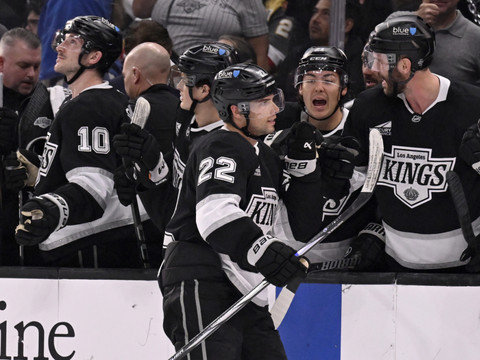 Fiala et les L.A. Kings à la fête