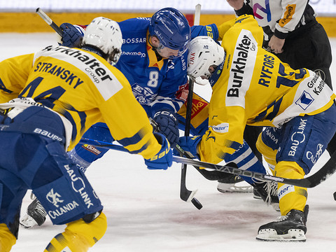 Play-off: Davos prend l'avantage en gagnant 2-1 à Zoug