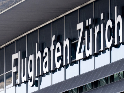 L'aéroport de Zurich supprime les annonces en français
