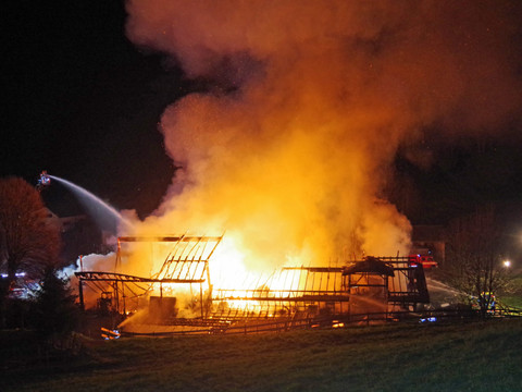 Ferme en feu à Richenthal (LU): des dizaines d'animaux morts