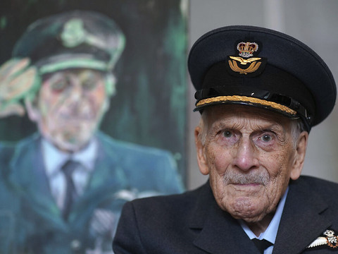Décès à 105 ans du dernier pilote de la Bataille d'Angleterre