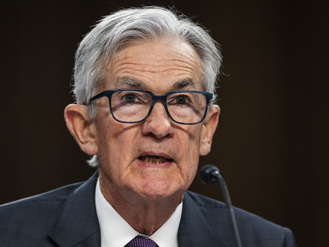 La Fed débute sa réunion sur les taux dans un contexte fébrile