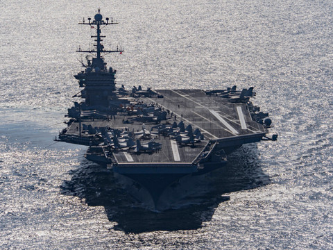 Les Houthis revendiquent une 4e attaque contre l'USS Harry Truman
