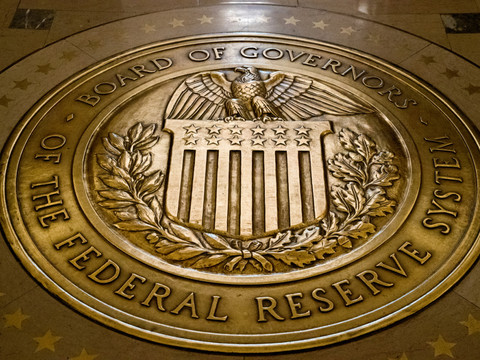La Fed constate une incertitude 