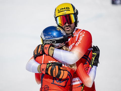 Encore de l'or pour Ryan Regez et Fanny Smith