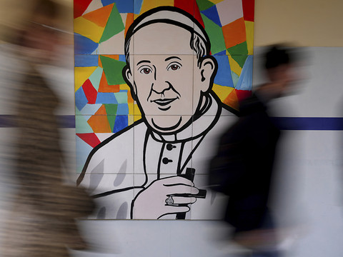 Le pape rentre dimanche au Vatican