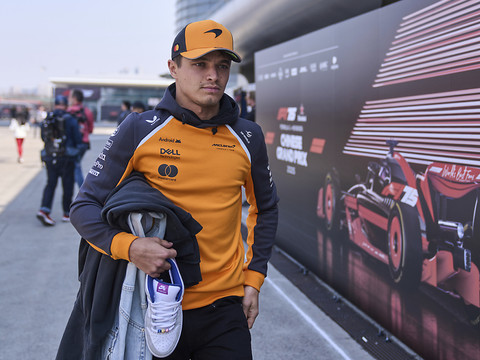 GP de Chine: Tous à la poursuite de McLaren